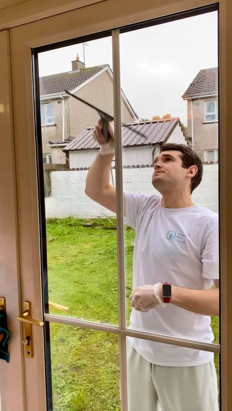 Window cleaning in Letterkenny